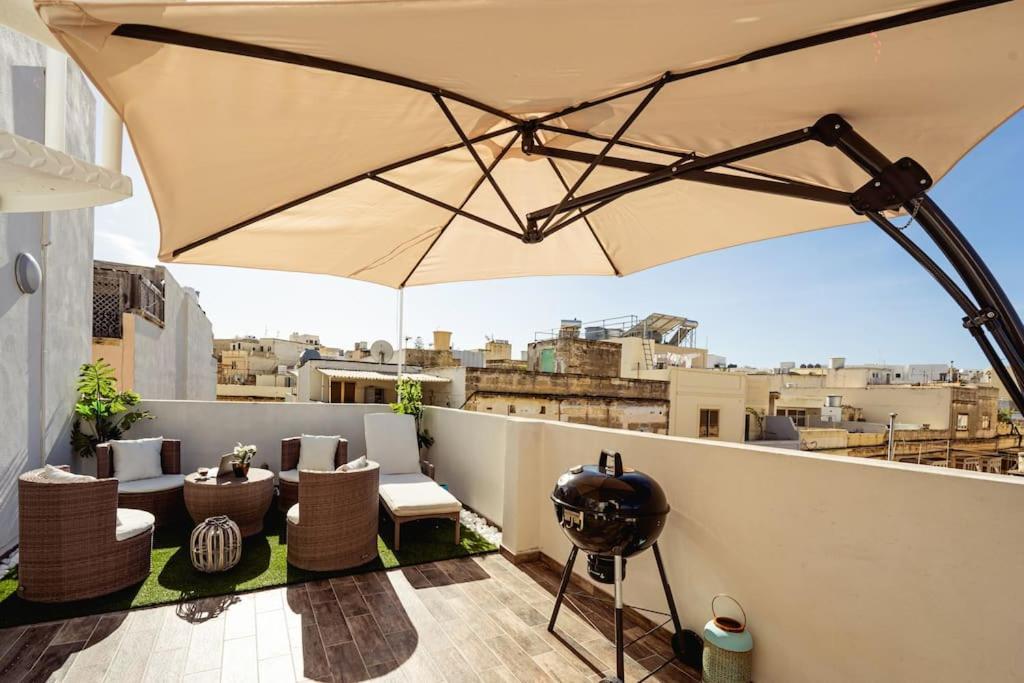 Apartmán Luxury Designer Penthouse With Private Jacuzzi Sliema Exteriér fotografie