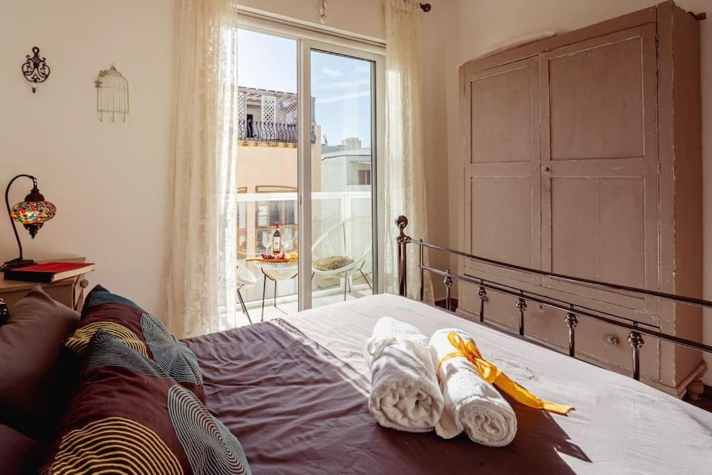 Apartmán Luxury Designer Penthouse With Private Jacuzzi Sliema Exteriér fotografie